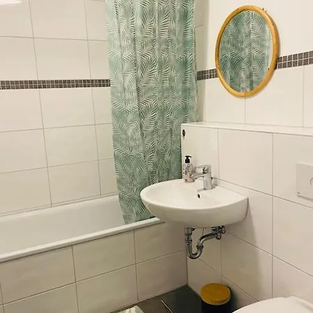 And Calm In Apartmán Düsseldorf