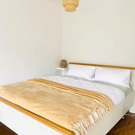 And Calm In Apartmán *